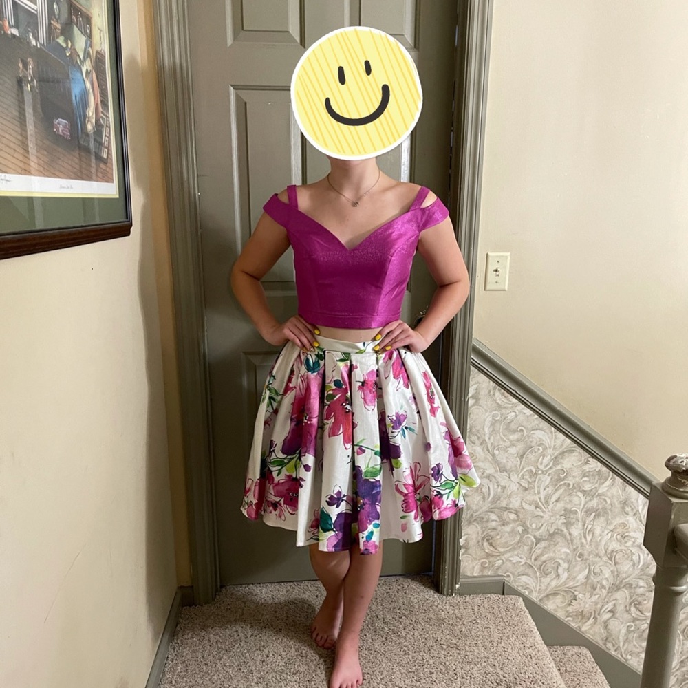 Two piece cocktail WITH POCKETS!!!